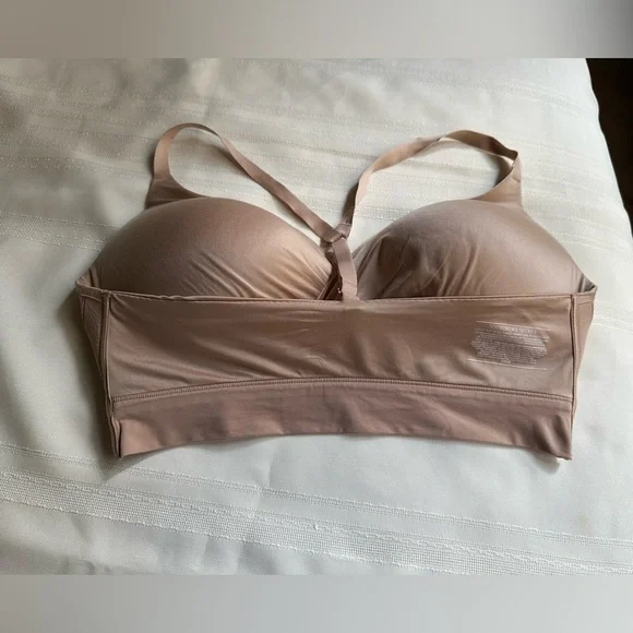 Victoria's Secret Nude Bralette - Picture 5 of 5